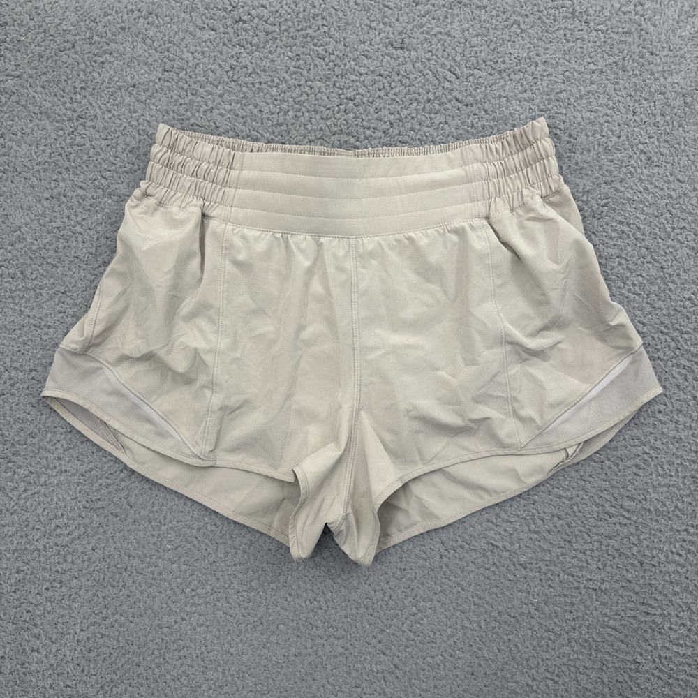 Lululemon Hotty Hot High Rise Shorts 2.5" Taupe Athletic Athleisure Women's 8